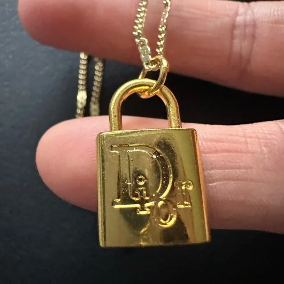 DIOR Lock 🔒 charm/pendant 15 MM BRIGHT GOLD DOUBLE SIDED